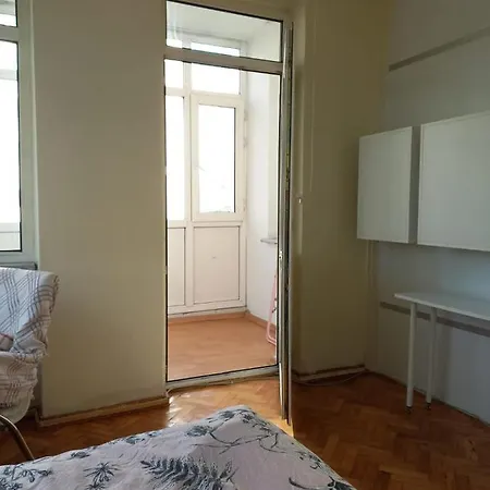 No :1 Double Bedroom At International Shared & Bathrooms Shared & Kozyatagi-kadikoy * Κωνσταντινούπολη